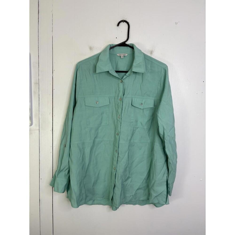 John Mark Top Womens 1X Button Up Flap Pockets Liquid Stretch Light Blue Solid